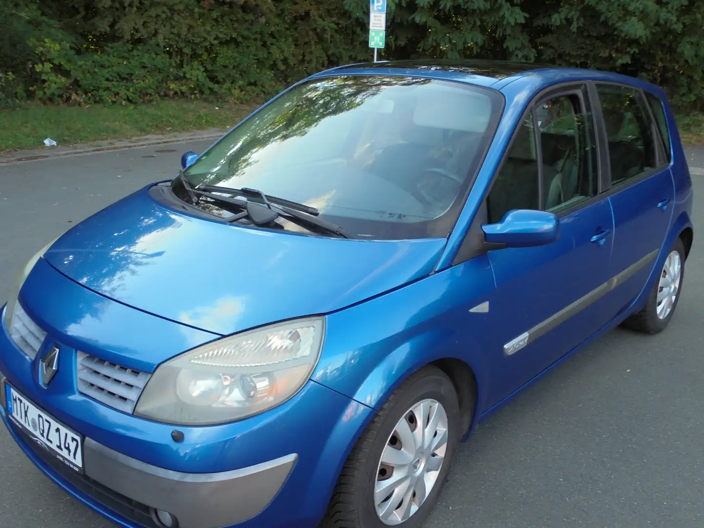 Renault Scenic Scenic 2.0 16V Confort Dynamique Blau - 1