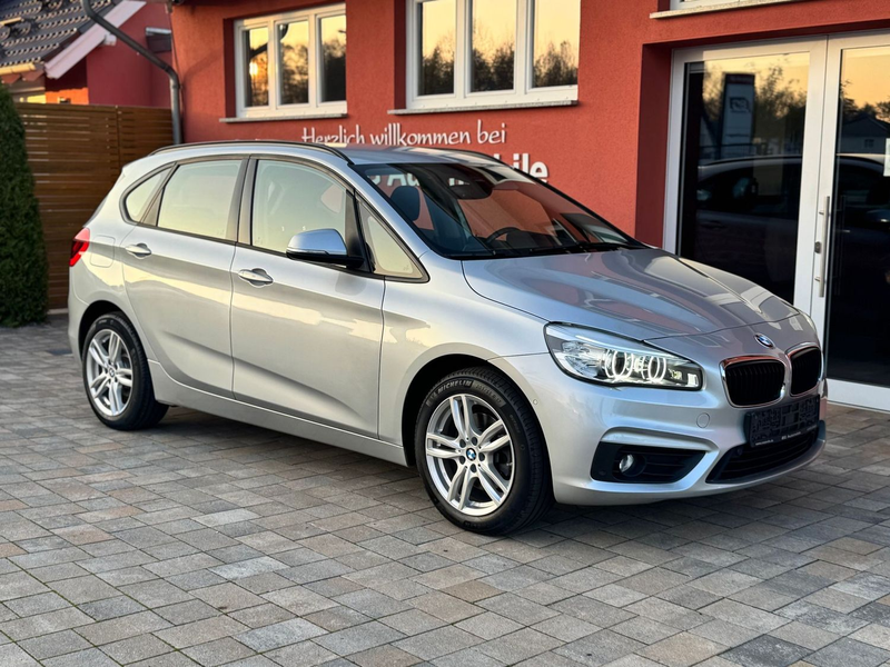 BMW 220 Advantage*Garantie*TÜVneu*LED* — photo 4