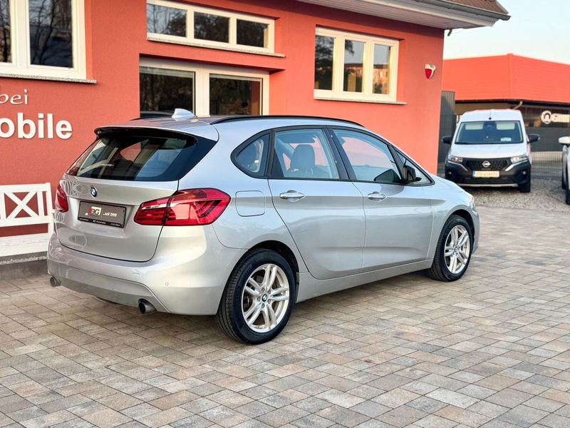 BMW 220 Advantage*Garantie*TÜVneu*LED* — photo 6