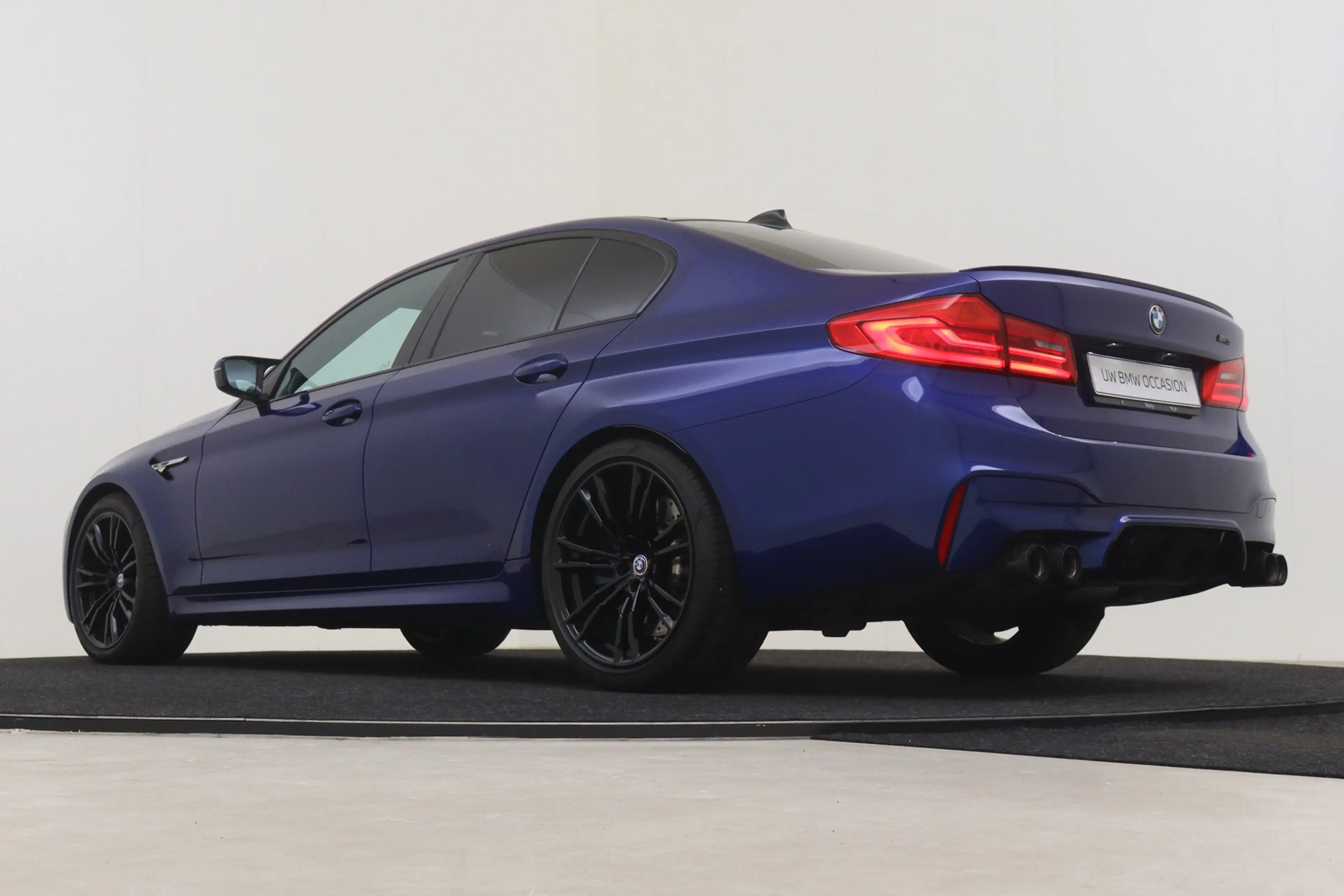 BMW M5 Automaat / Adaptieve LED / M Multifunctionele Stoe — photo 11