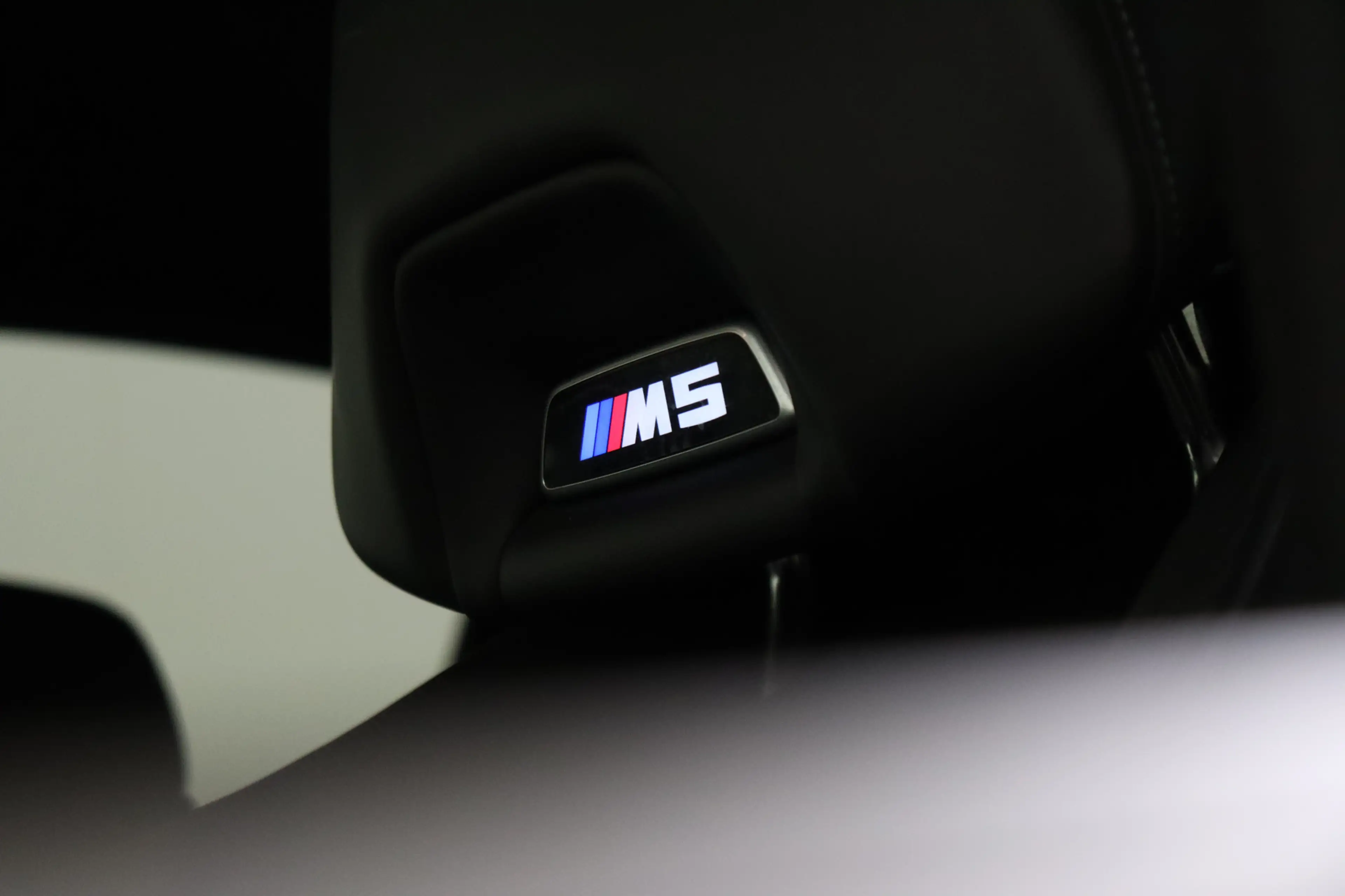 BMW M5 Automaat / Adaptieve LED / M Multifunctionele Stoe — photo 8
