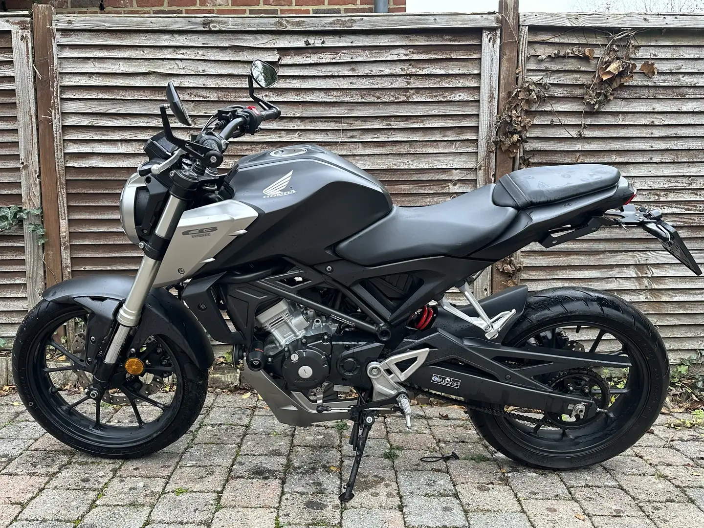 Honda CB 125 Noir - 2