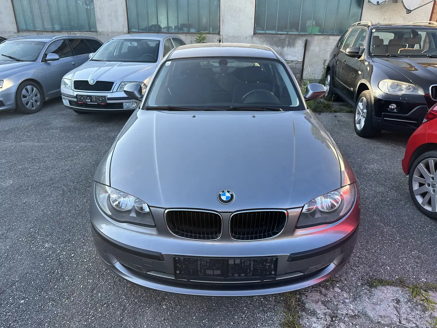 BMW 116 116d Österreich-Paket Grau - 2