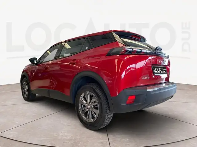 Peugeot 2008 view 5