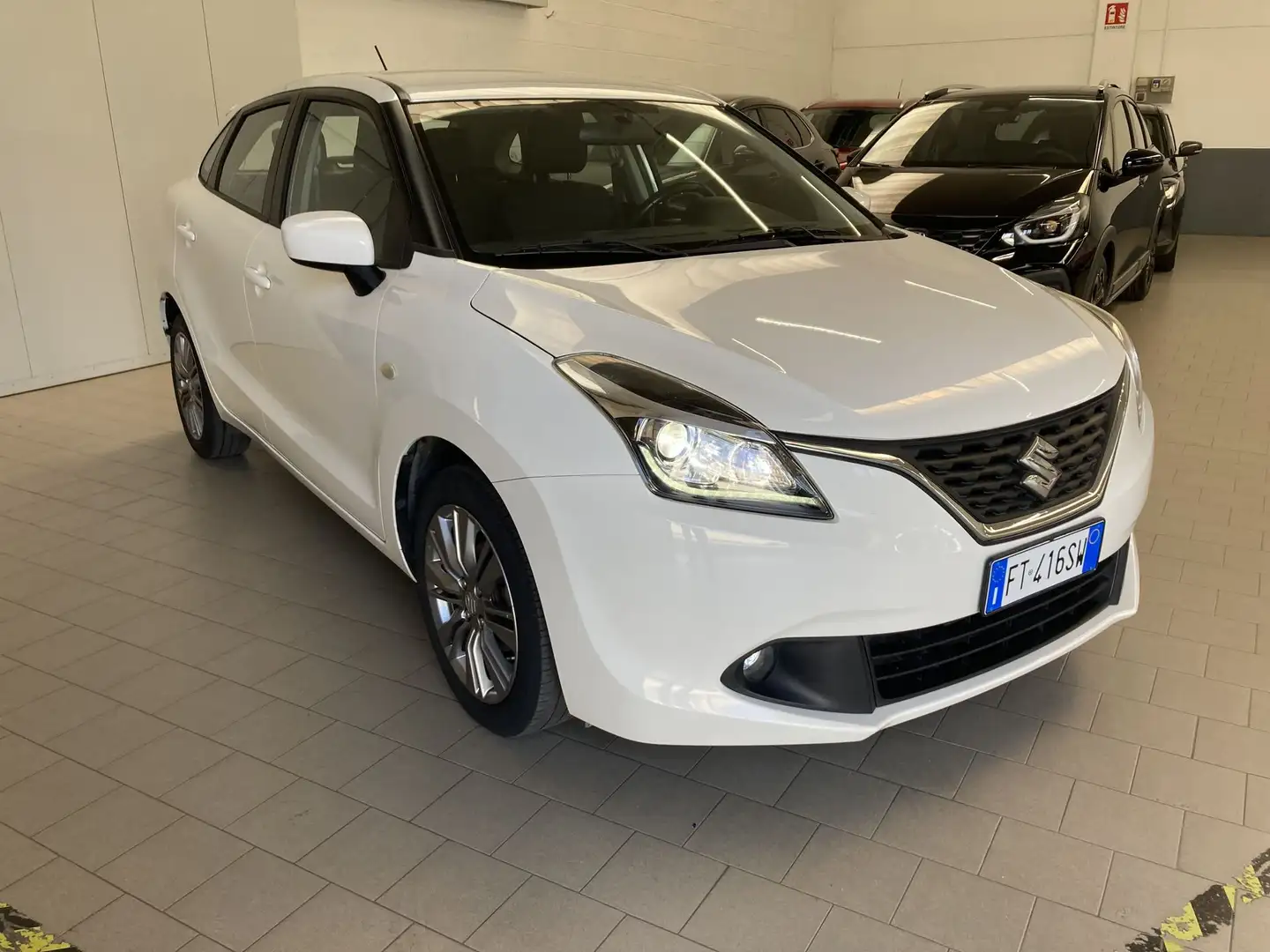 Suzuki Baleno 1.2 VVT Dualjet B-Cool Neopatentati Bianco - 1