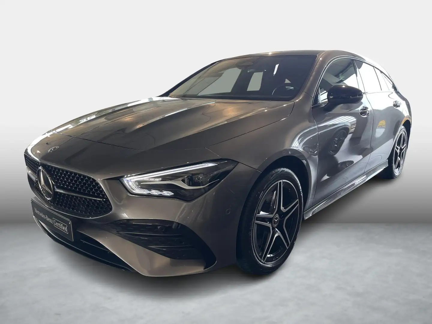 Mercedes-Benz CLA 250 e AMG Line Shooting Brake + PANO + CAMERA + TREKHA Gris - 2