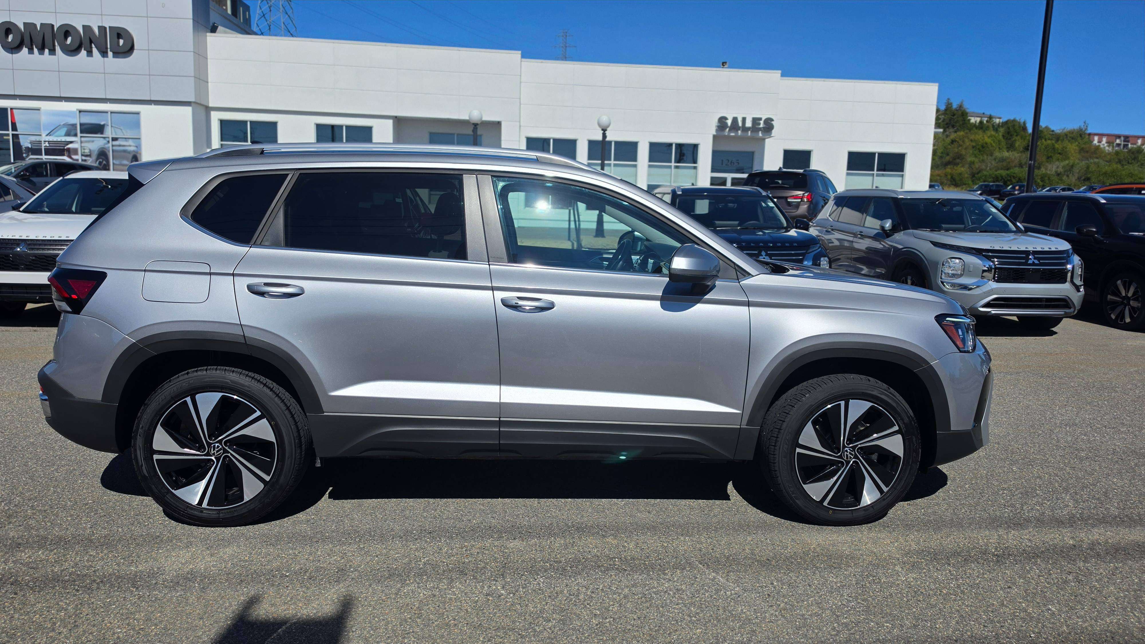 2026 Volkswagen Taos Comfortline | 4Motion | Back Up Cam — снимка 1