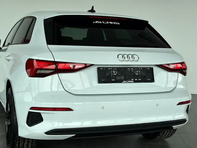 Audi A3 view 10