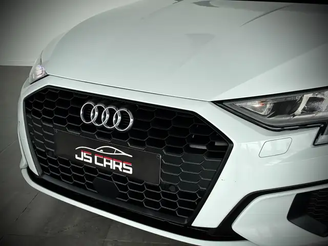 Audi A3 view 3
