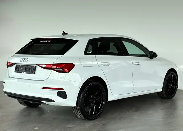 Audi A3 view 13
