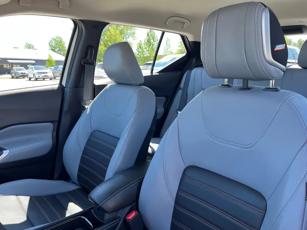 Nissan Kicks photo Nissan Kicks