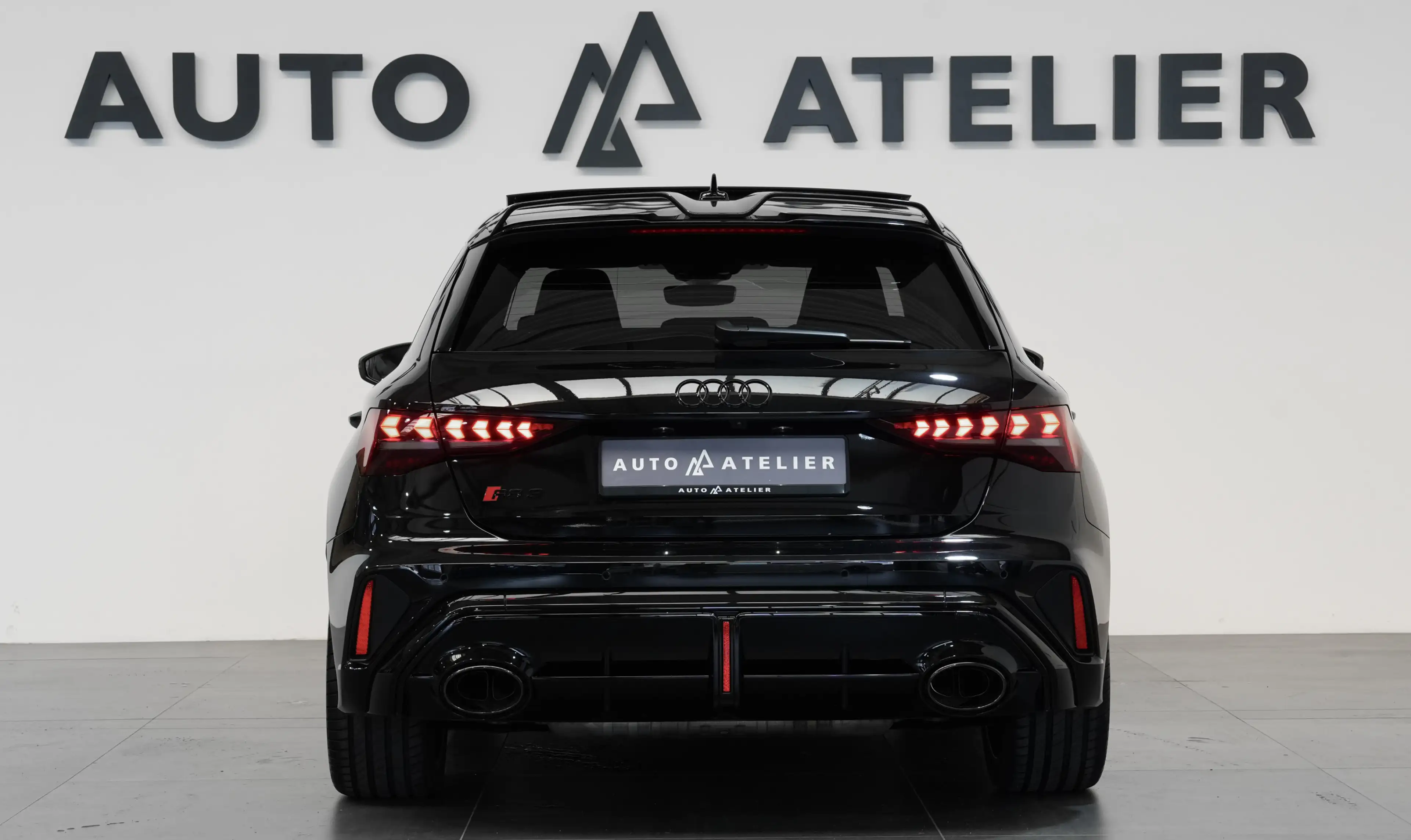 Audi RS3 S-AGA*CARBON*PANO*SONOS*MATRIX*R.KAM*CARBON — photo 6