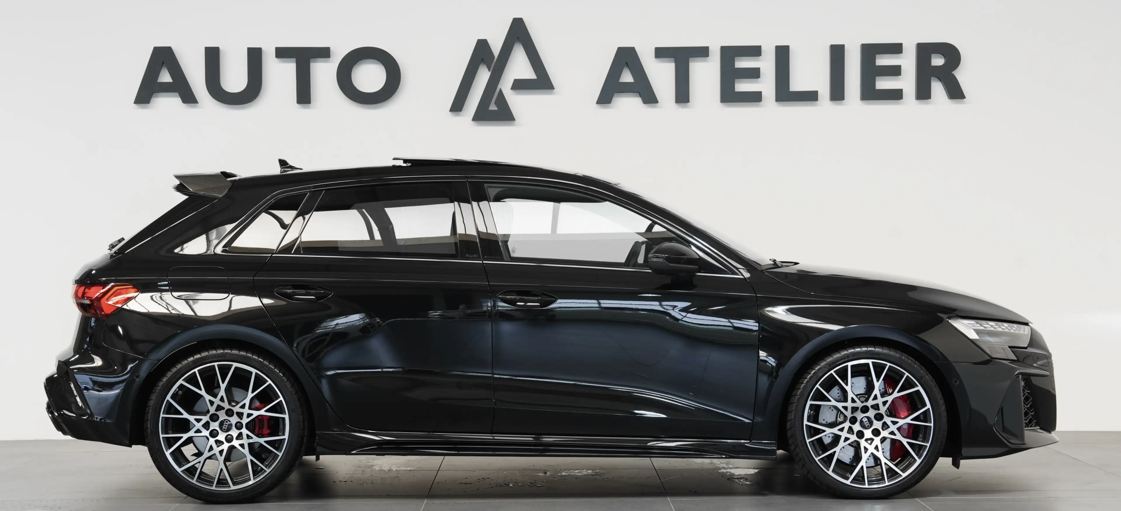 Audi RS3 S-AGA*CARBON*PANO*SONOS*MATRIX*R.KAM*CARBON — photo 5