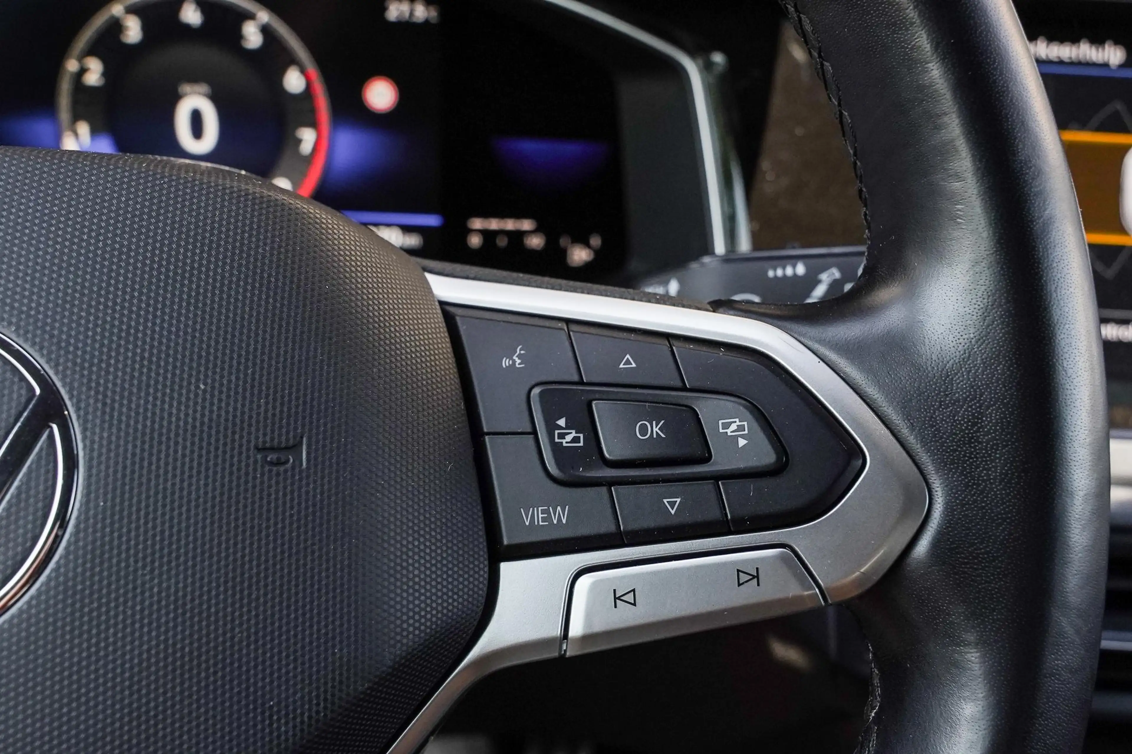 Volkswagen Polo 1.0 TSI R-Line Facelift|Digidash|Apple Crply — photo 20