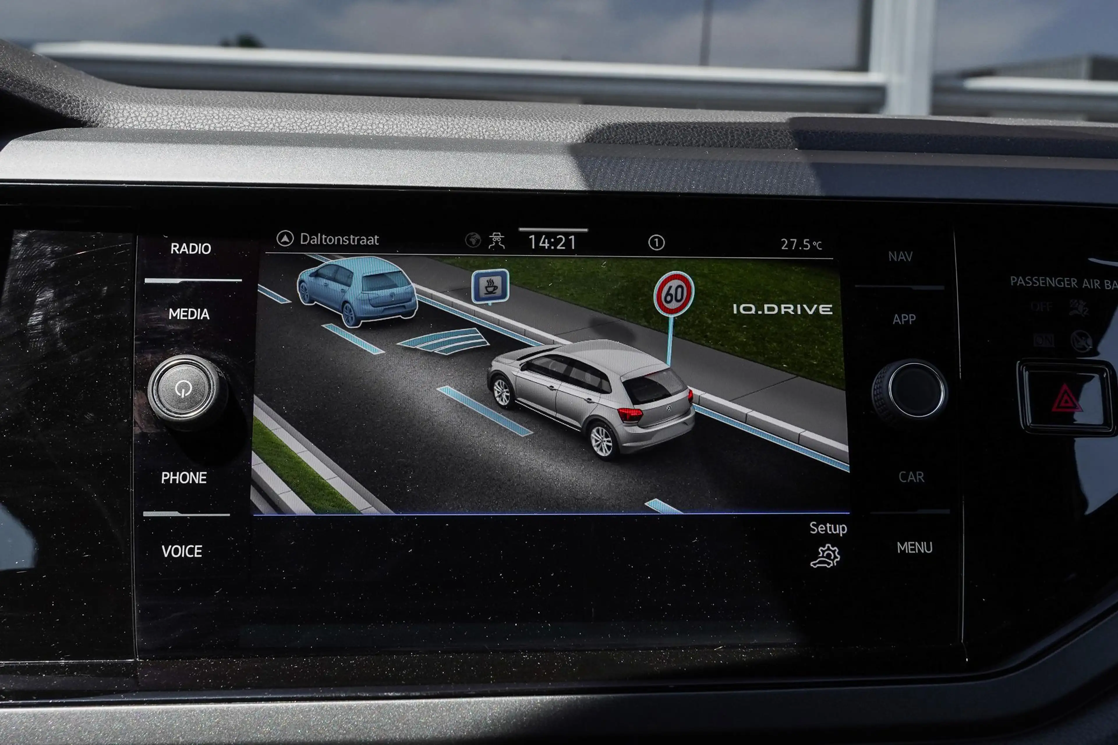Volkswagen Polo 1.0 TSI R-Line Facelift|Digidash|Apple Crply — photo 30
