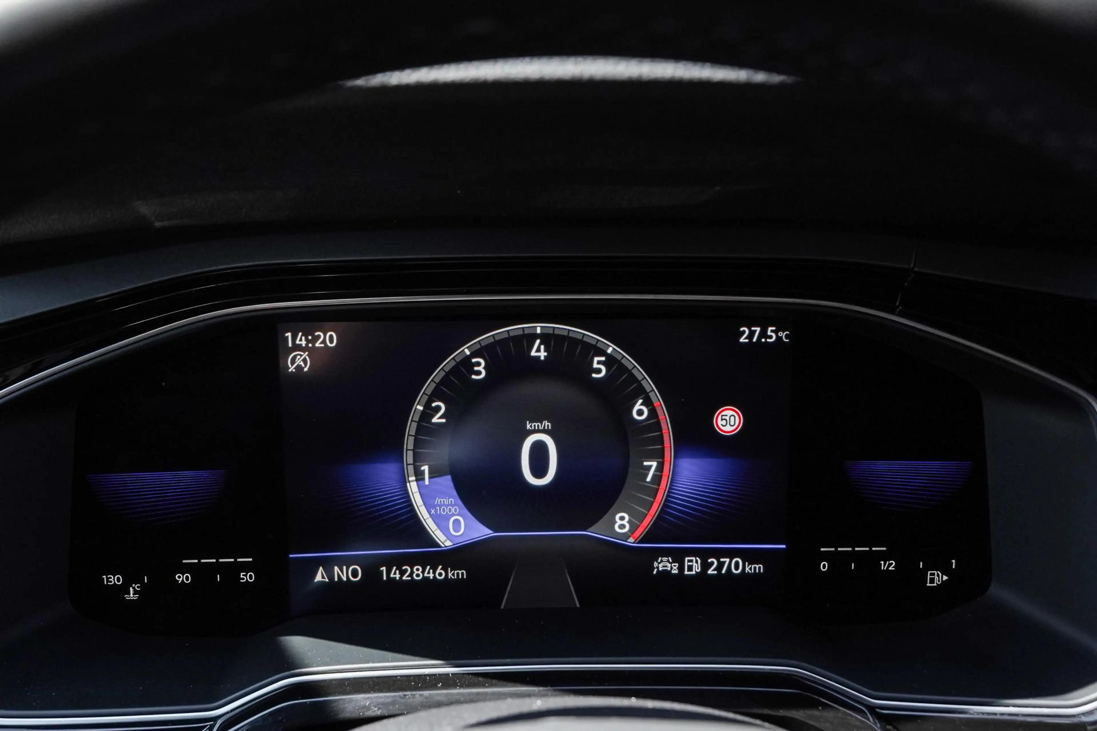 Volkswagen Polo 1.0 TSI R-Line Facelift|Digidash|Apple Crply — photo 18