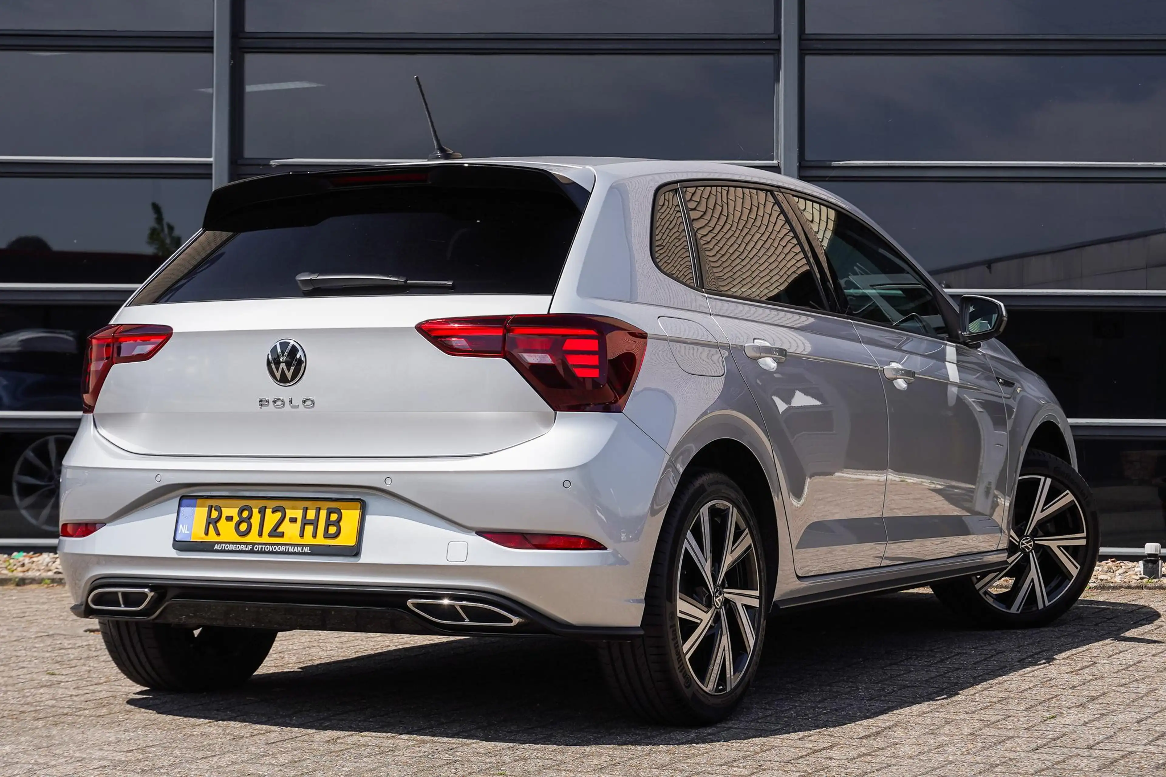 Volkswagen Polo 1.0 TSI R-Line Facelift|Digidash|Apple Crply — photo 4