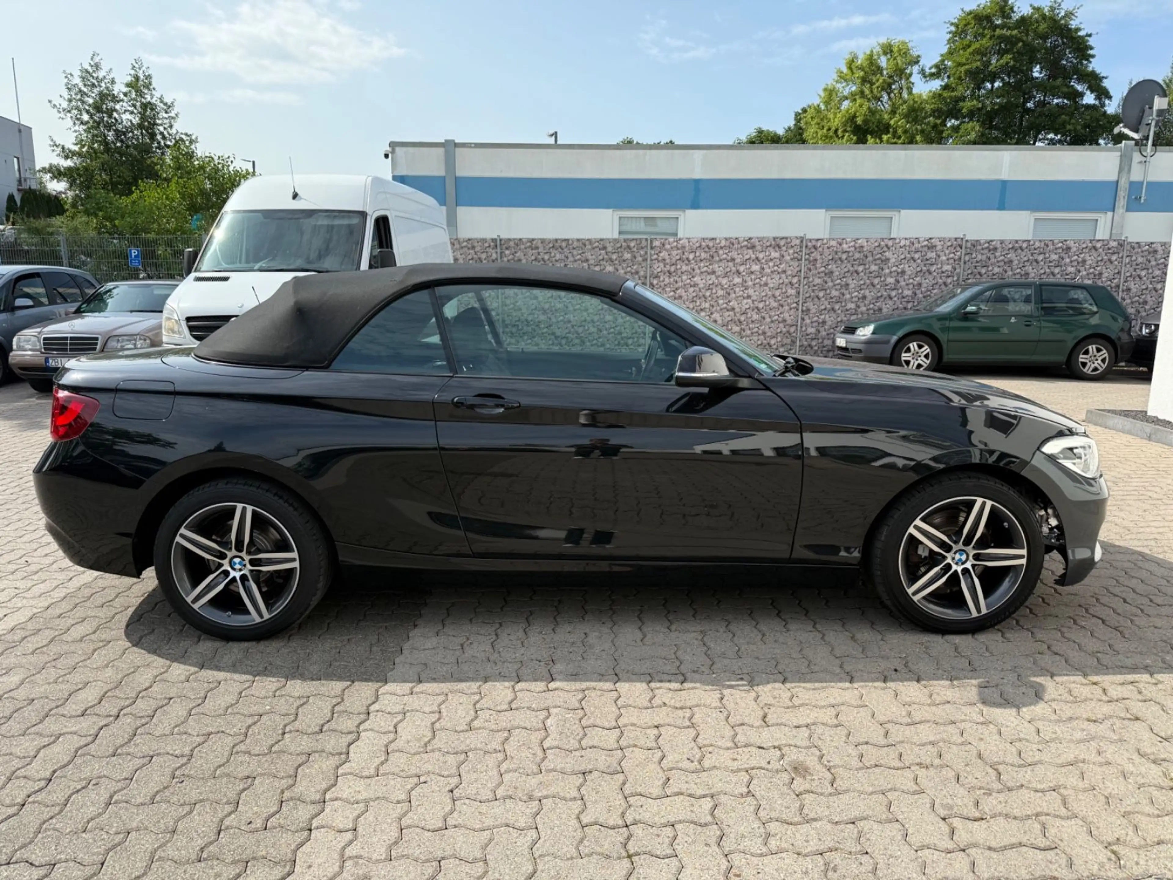 BMW 220 Baureihe 2 Cabrio 220 i Sport Line — photo 5