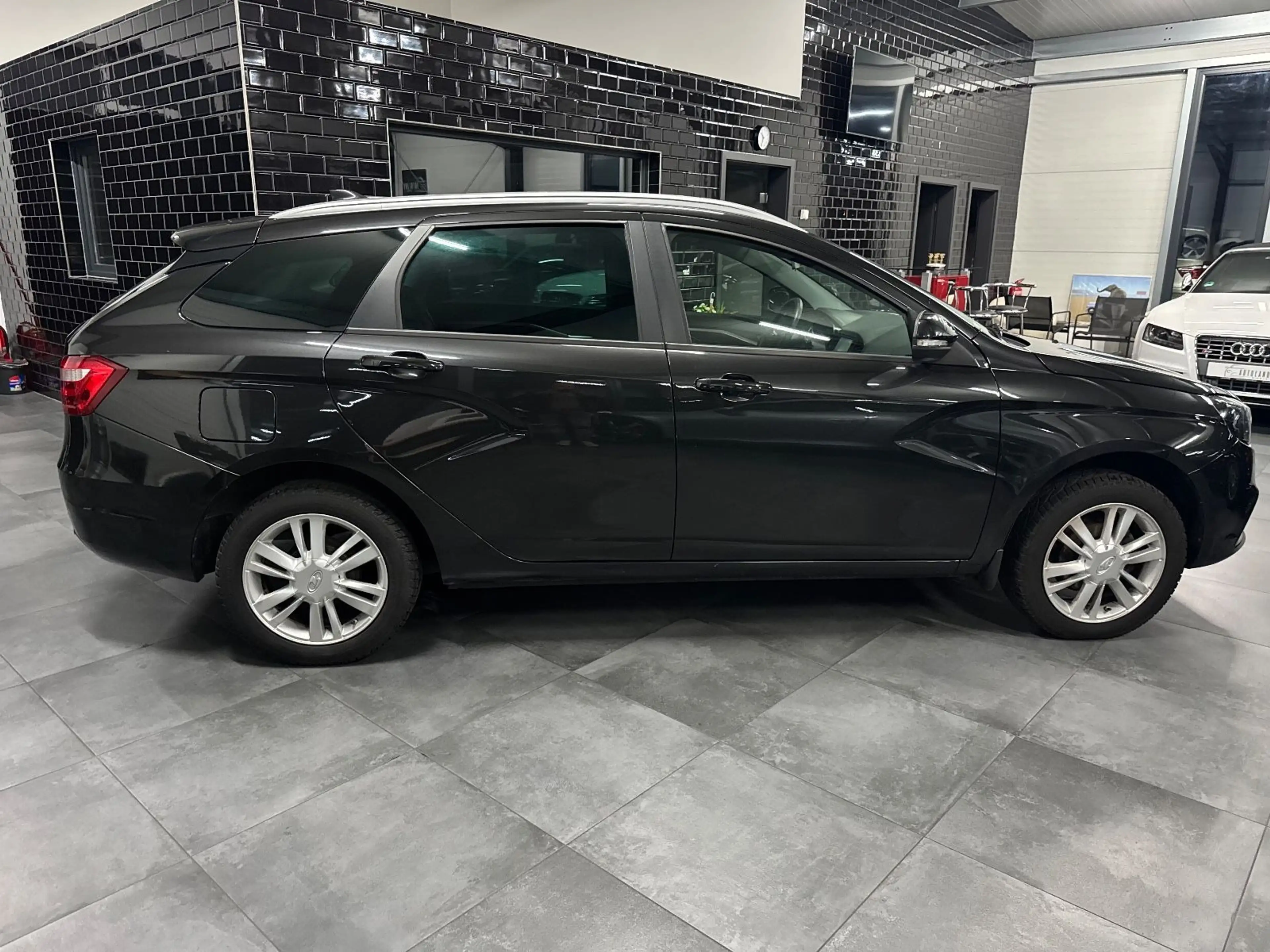 Lada Vesta — photo 11