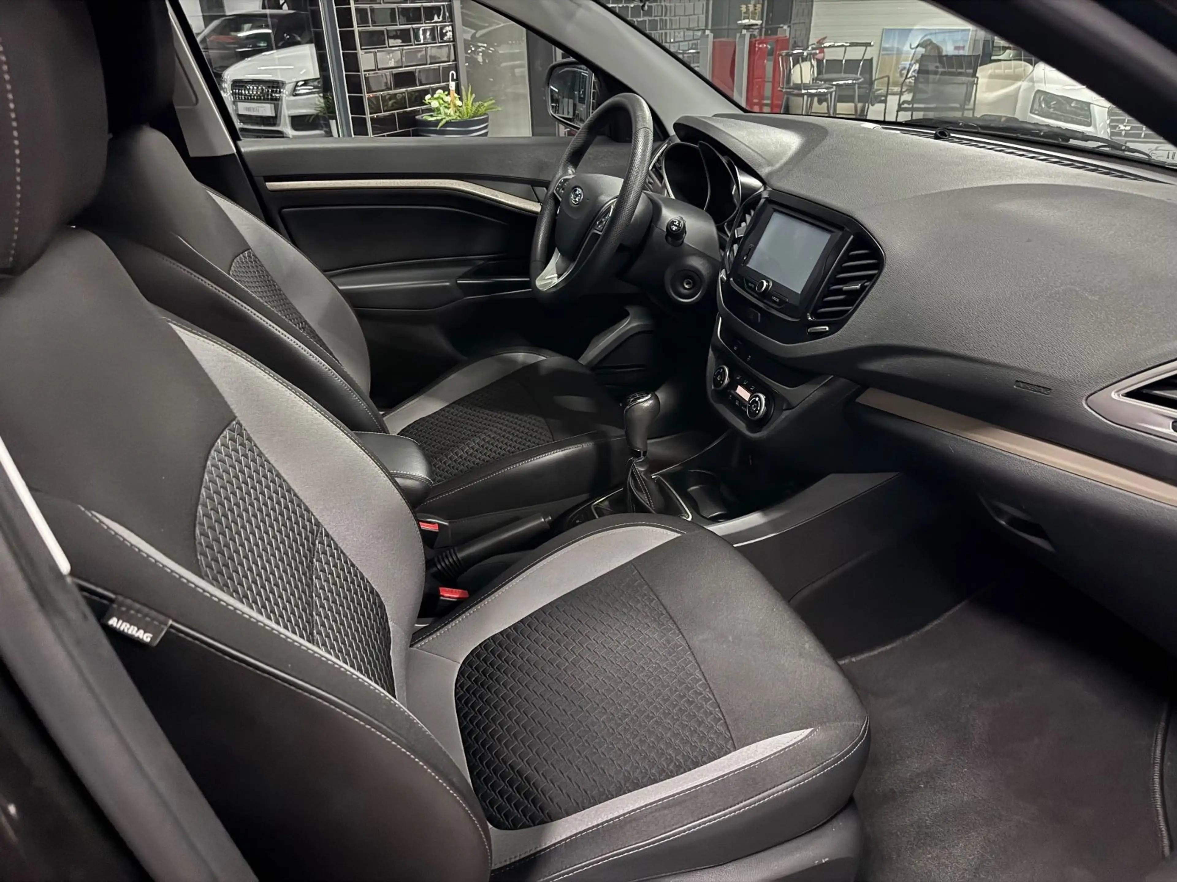 Lada Vesta — photo 10