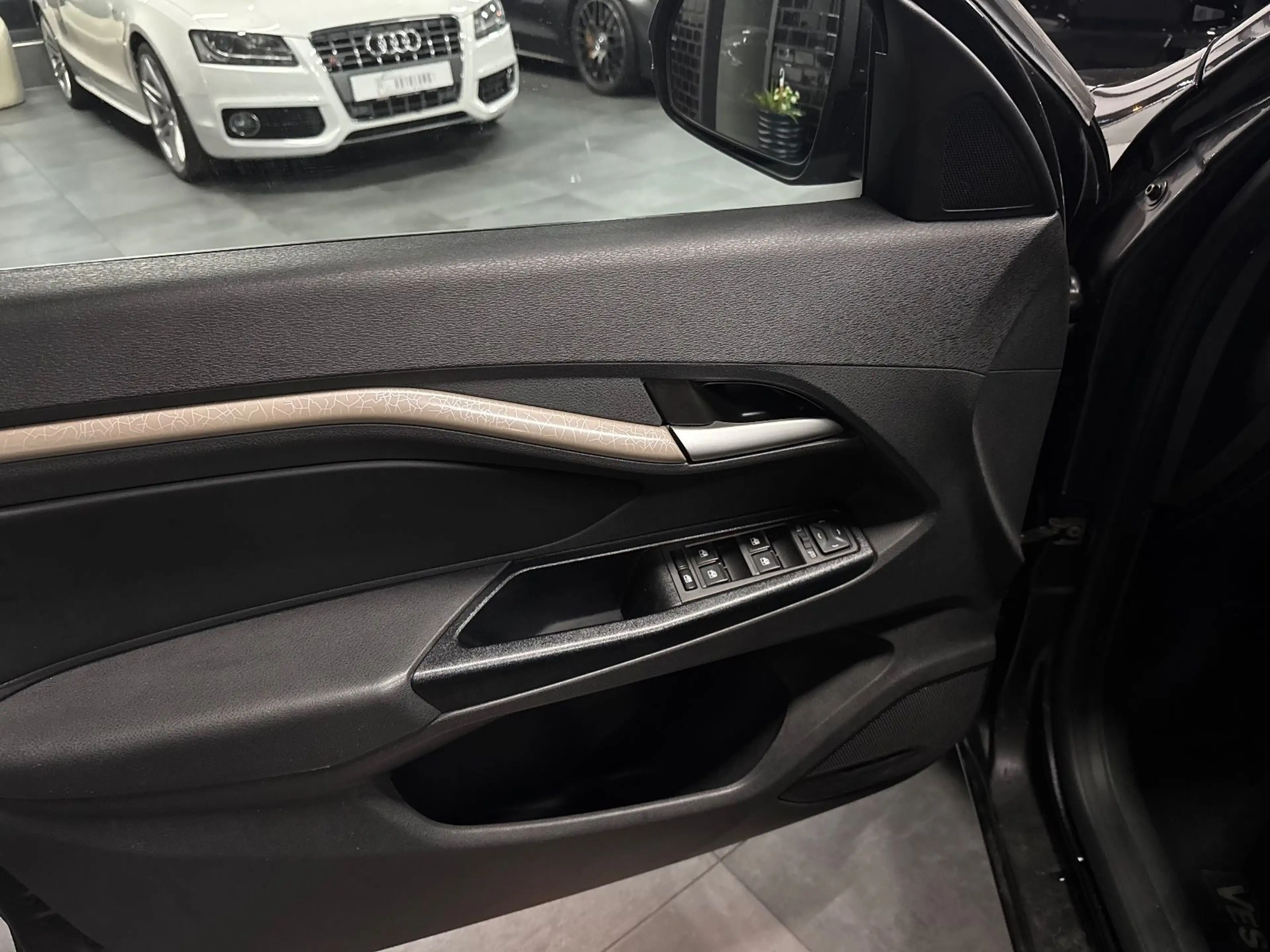 Lada Vesta — photo 12