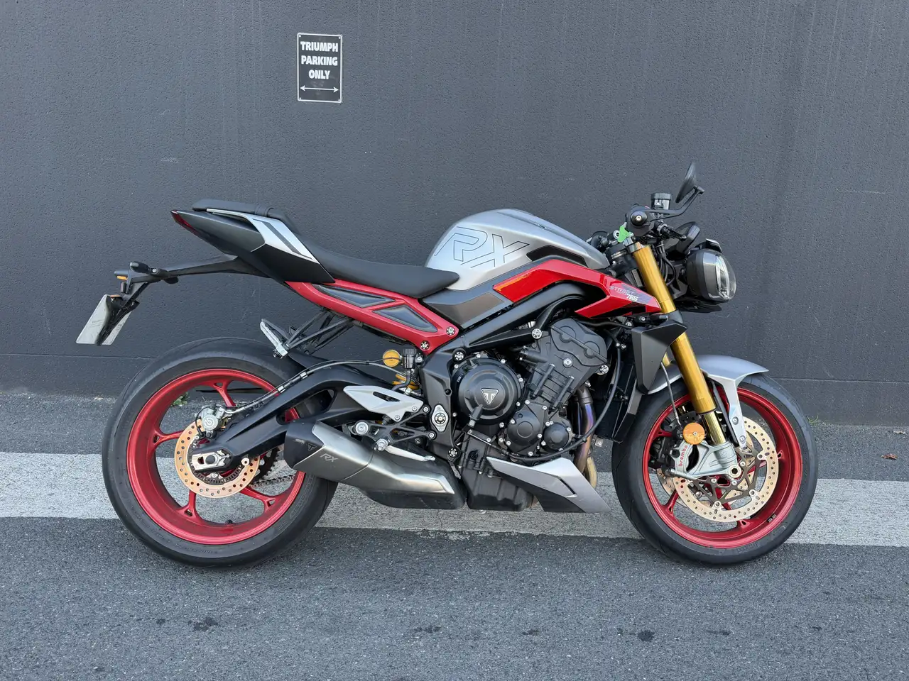 Triumph Street Triple 765