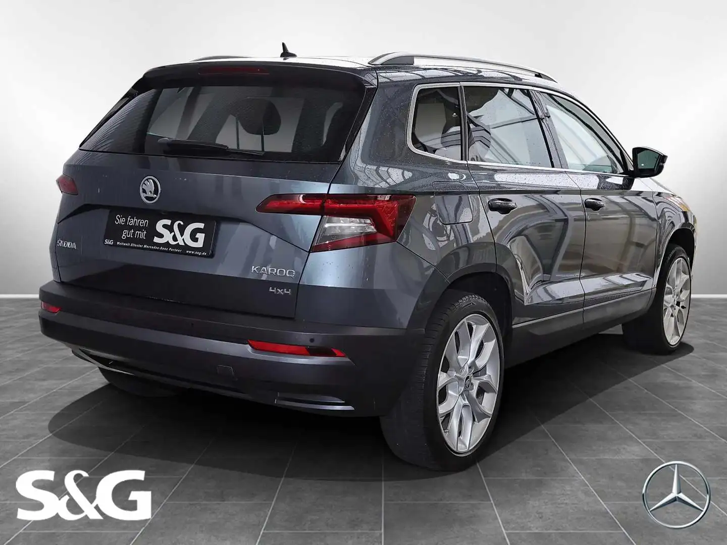 Skoda Karoq 2.0 TDI Style KAMERA+SITZHEIZUNG+DISTRONIC Grijs - 2