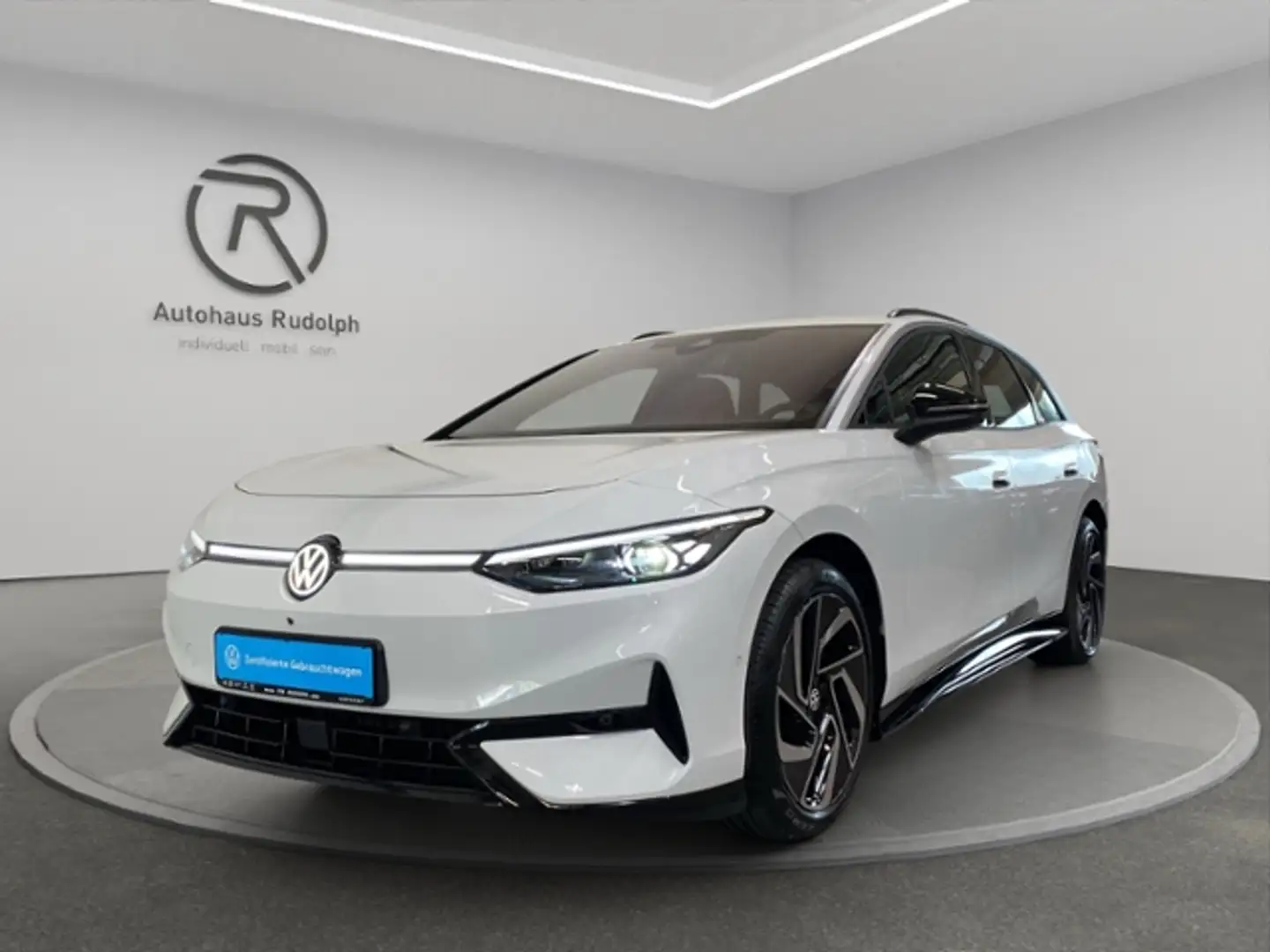 Volkswagen ID.7 Tourer Pro / Navi STHZ LED RFK AHK Weiß - 2