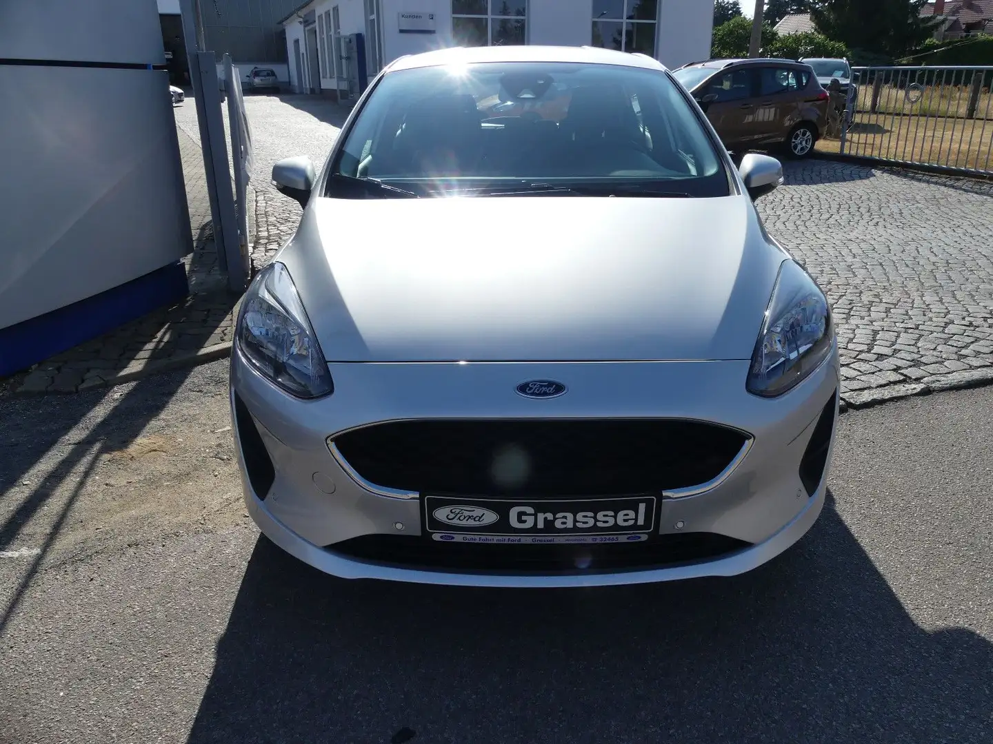 Ford Fiesta Cool & Connect Zilver - 2