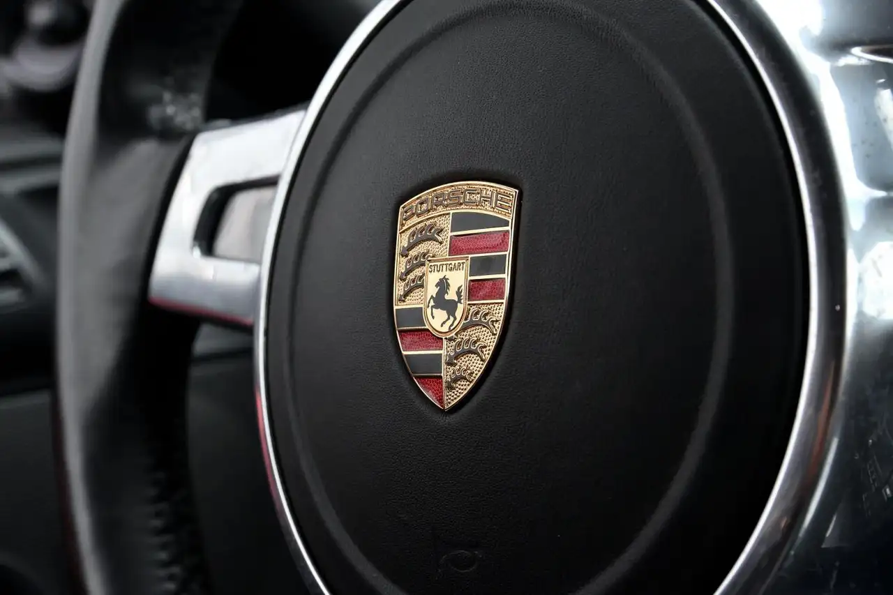 Porsche Boxster снимка Porsche Boxster