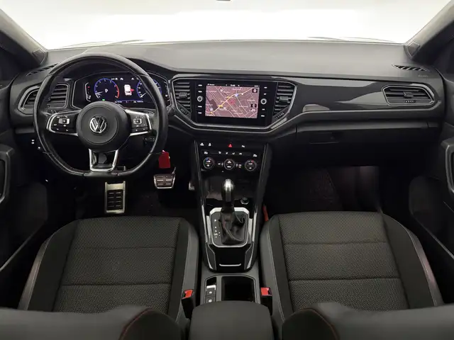 Volkswagen T-Roc view 2
