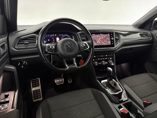Volkswagen T-Roc view 13