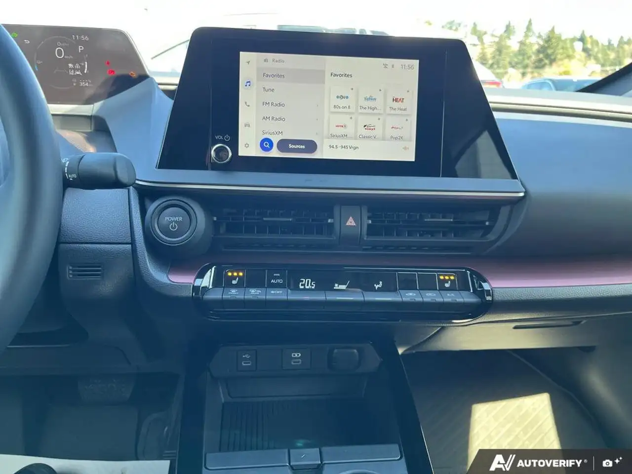 Toyota Prius снимка Toyota Prius