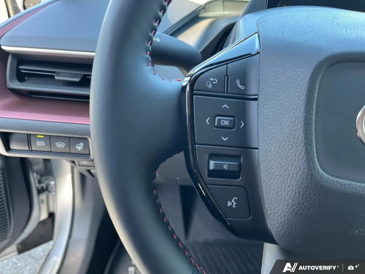 Toyota Prius снимка Toyota Prius