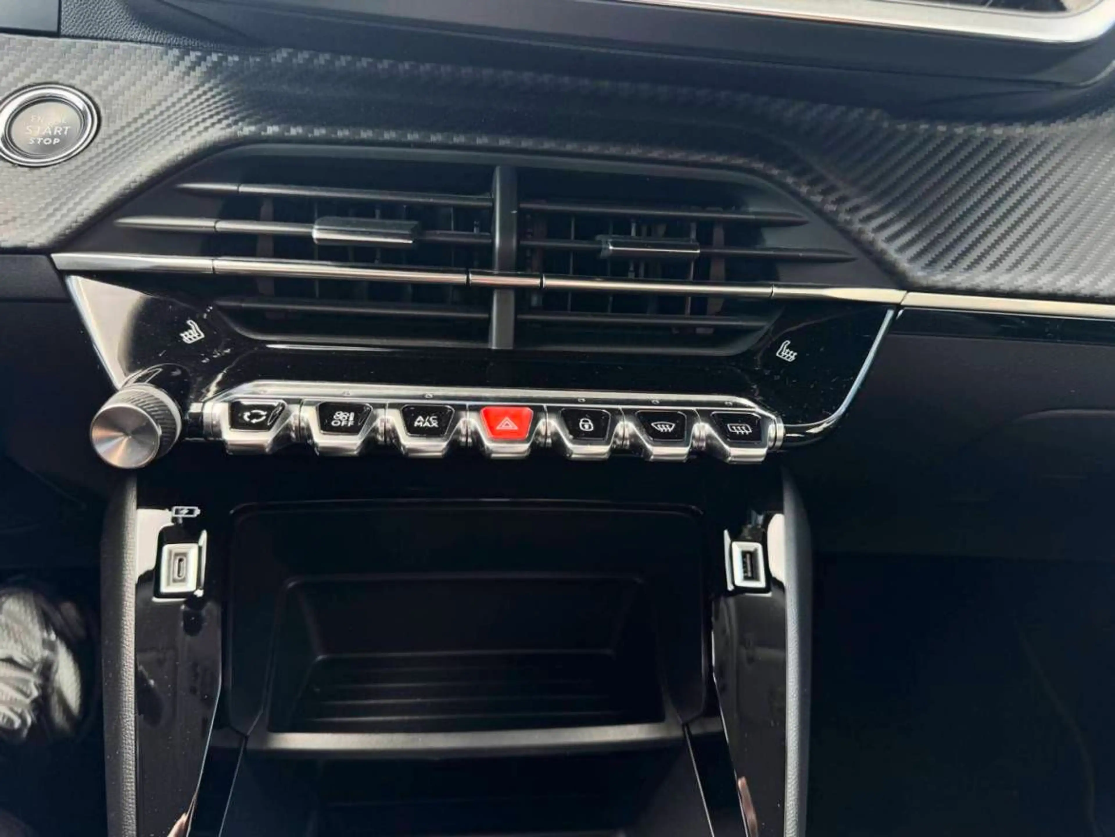 Peugeot e-2008 Active Elektromotor 136 — photo 13
