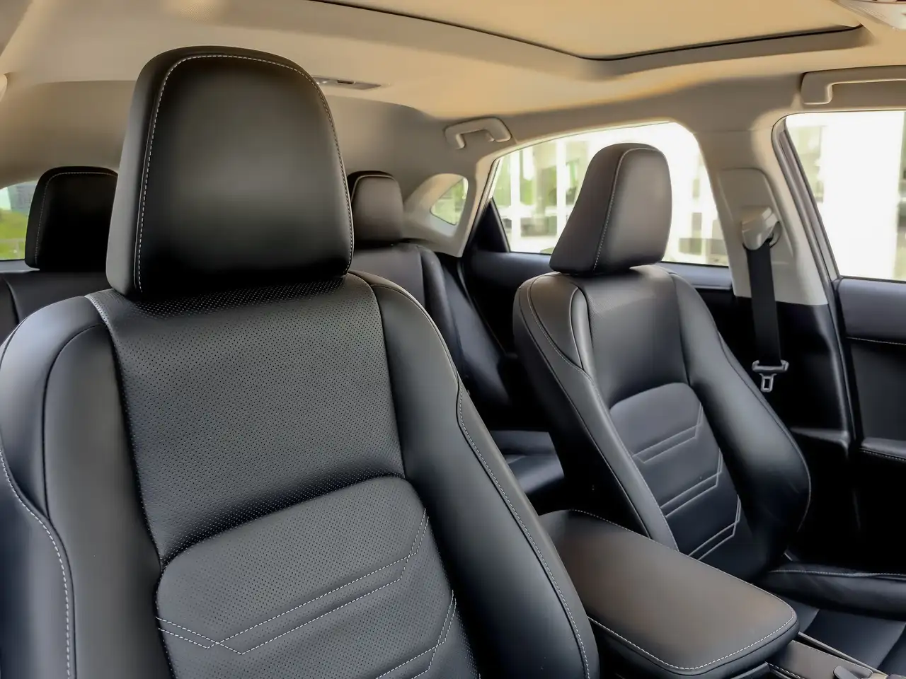 Lexus NX photo Lexus NX