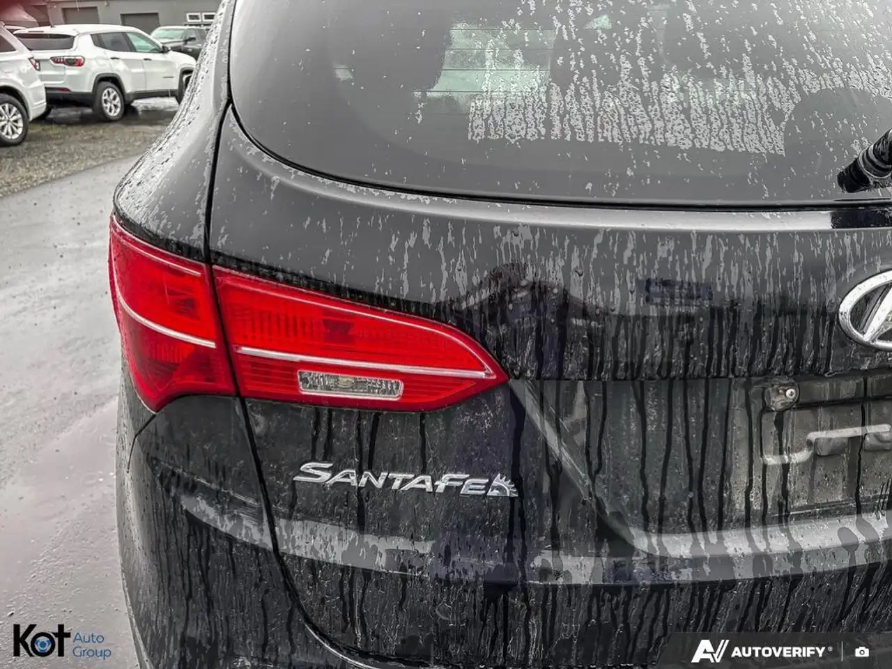 Hyundai SANTA FE photo Hyundai SANTA FE