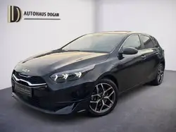 Kia cee'd / Ceed 1.5 T GDI*Aut*Ultimate*LED*Kamera*ACC*Carpl