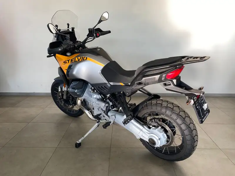 Moto Guzzi Stelvio - foto 4