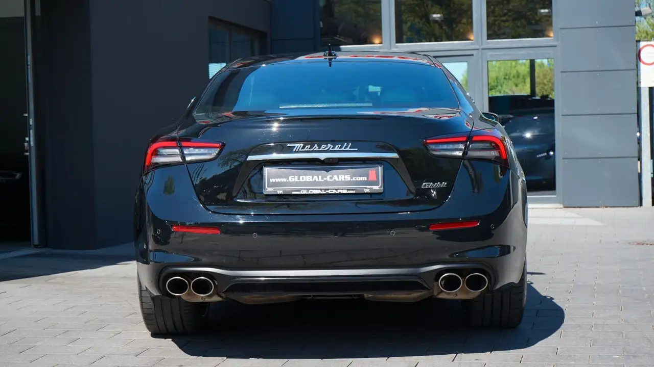 Maserati Ghibli 2022 — фото 15