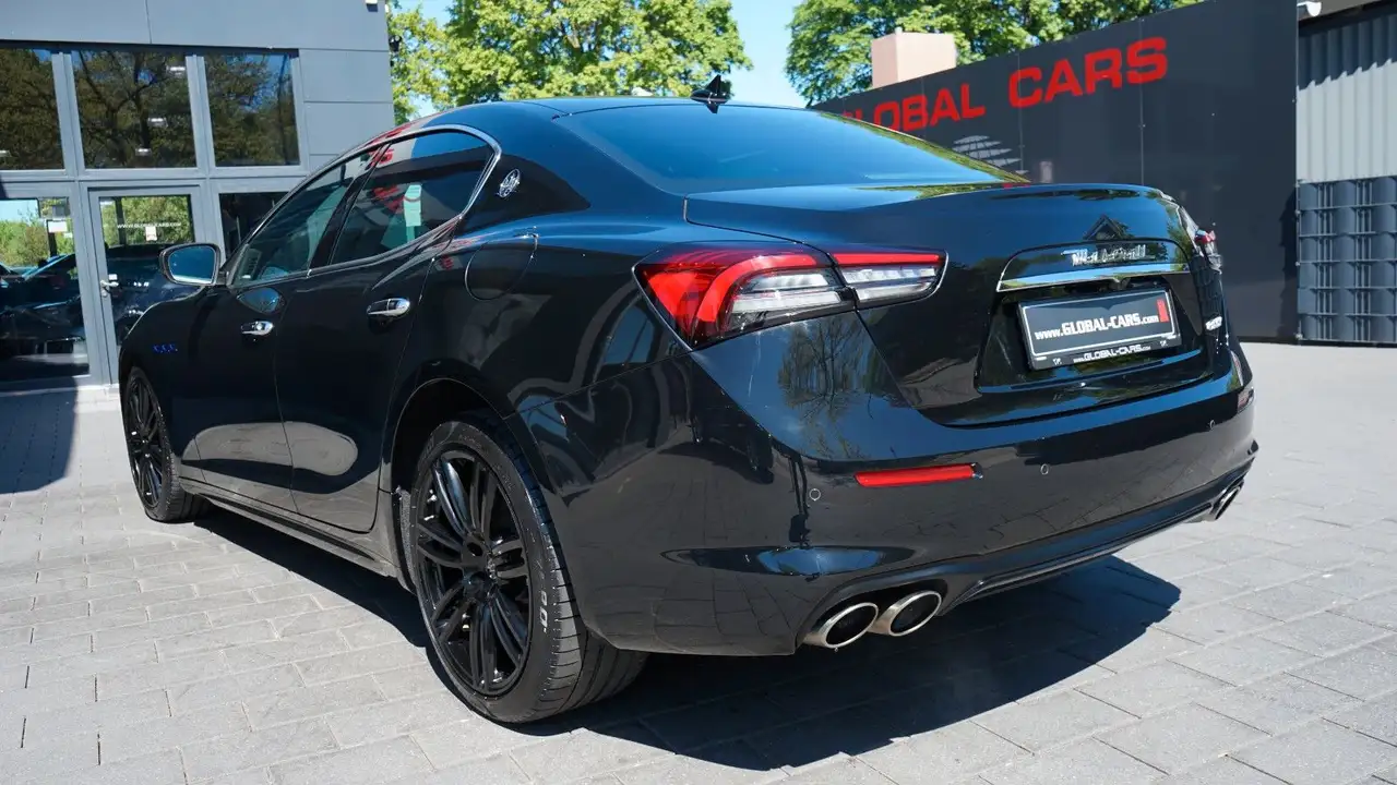 Maserati Ghibli 2022 — фото 13