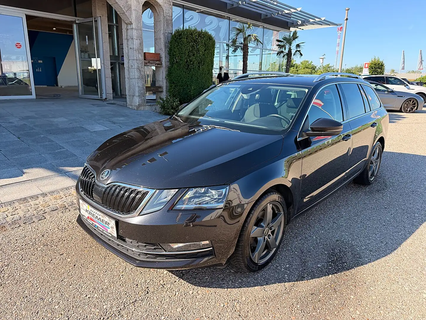 Skoda Octavia Combi 1,6 TDI Style DSG/ACC/SHA/TWA/SHZ/NAVI/CA... Schwarz - 2