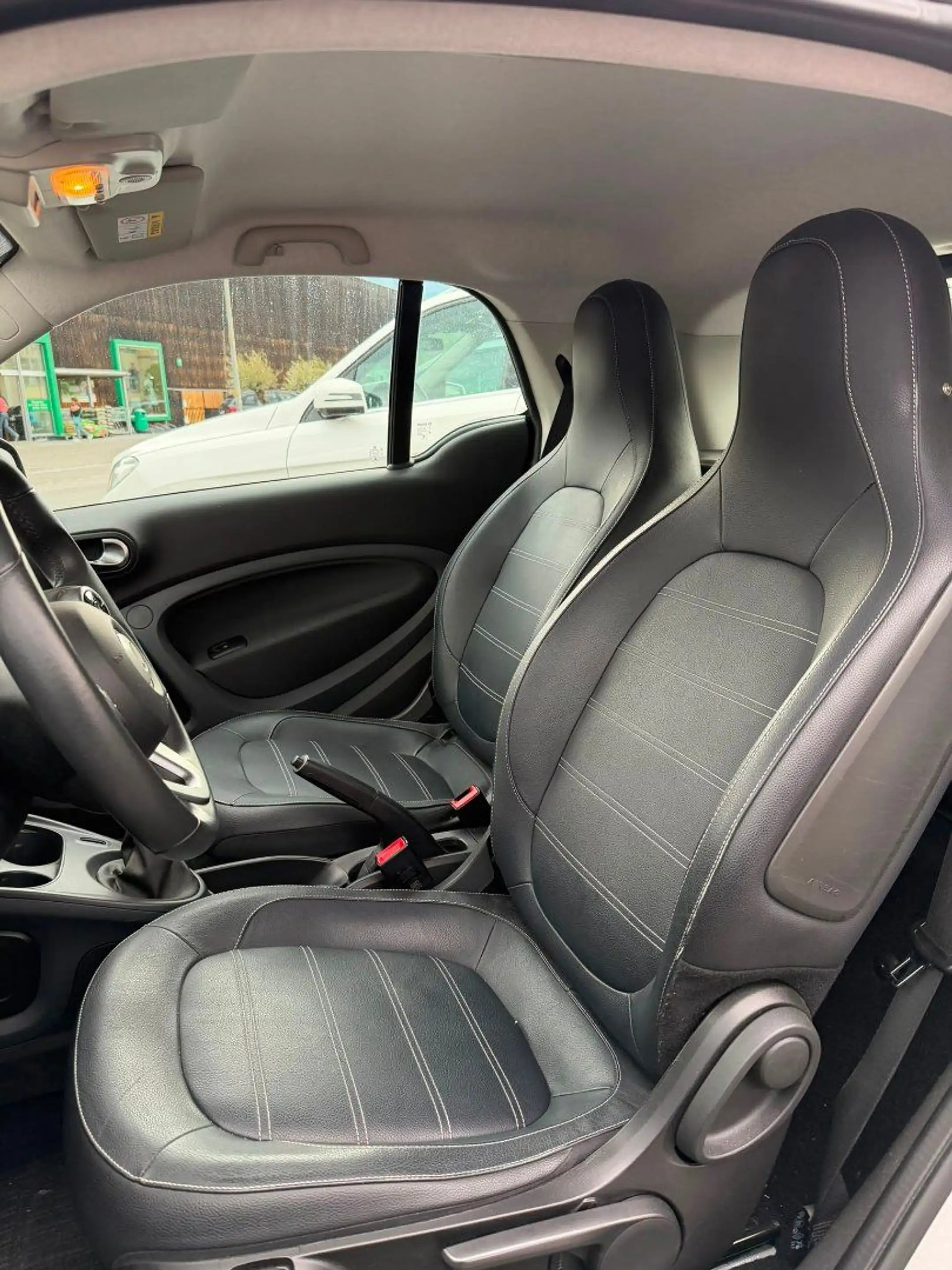 smart forTwo smart fortwo prime — photo 5