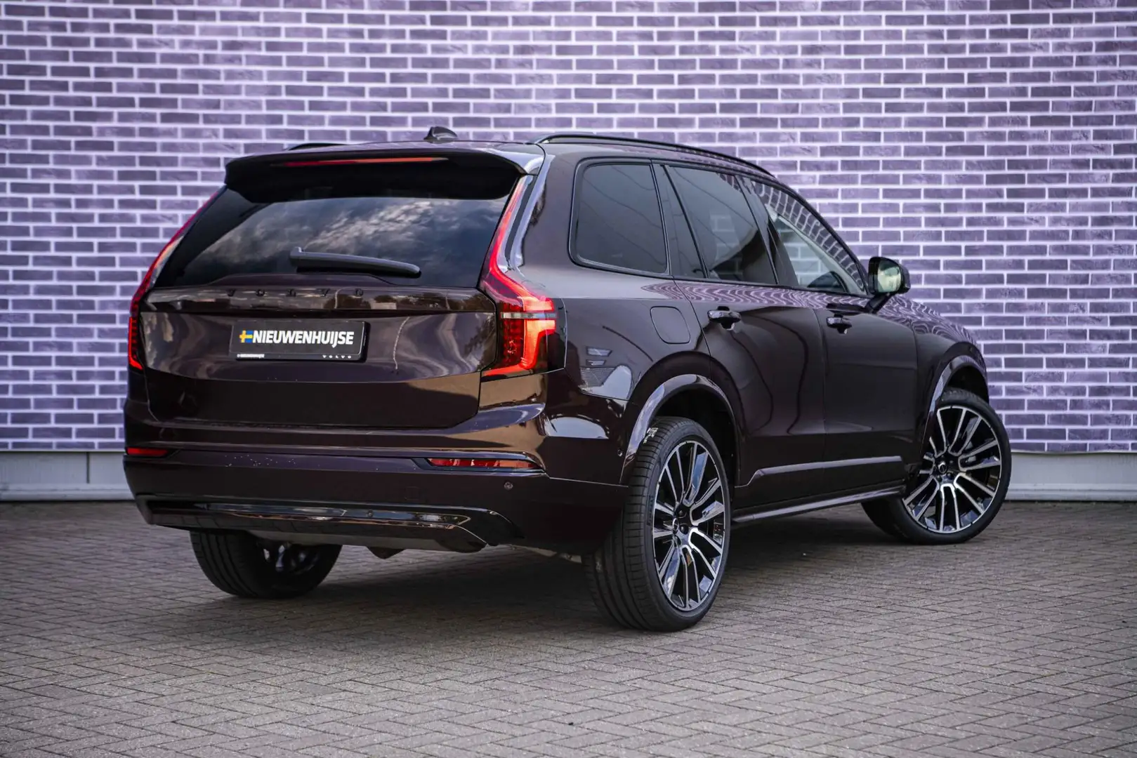 Volvo XC90 2.0 T8 Plug-in hybrid AWD Plus Dark | Trekhaak | F Braun - 2