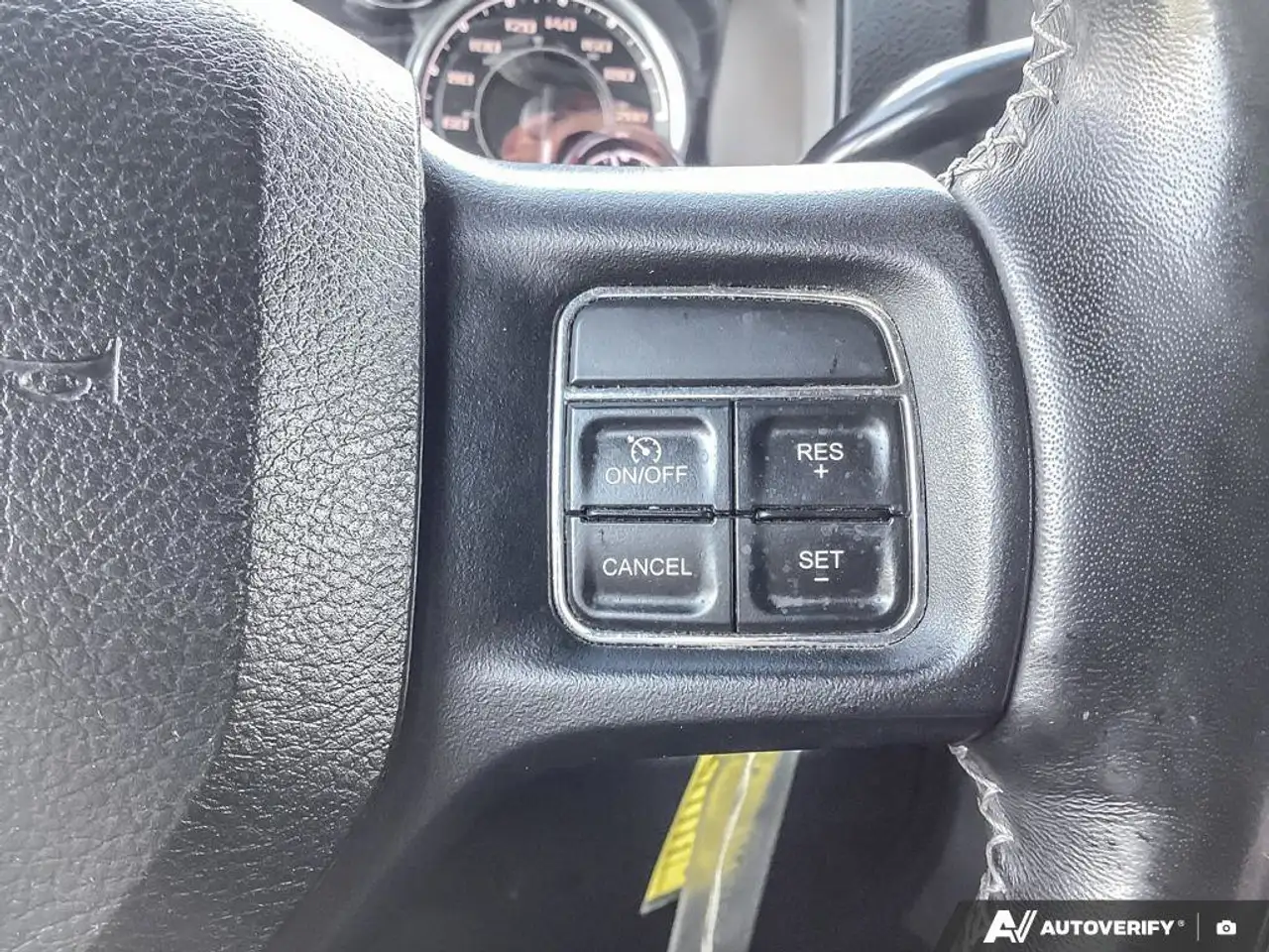 RAM 2500 снимка RAM 2500