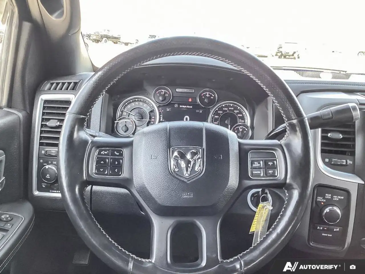 RAM 2500 снимка RAM 2500