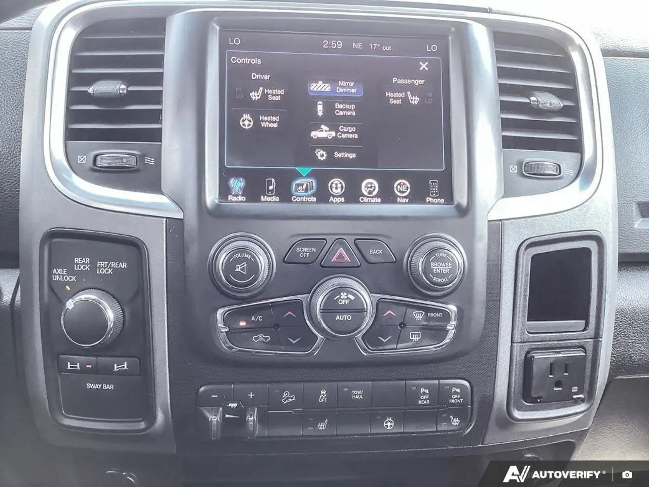 RAM 2500 снимка RAM 2500