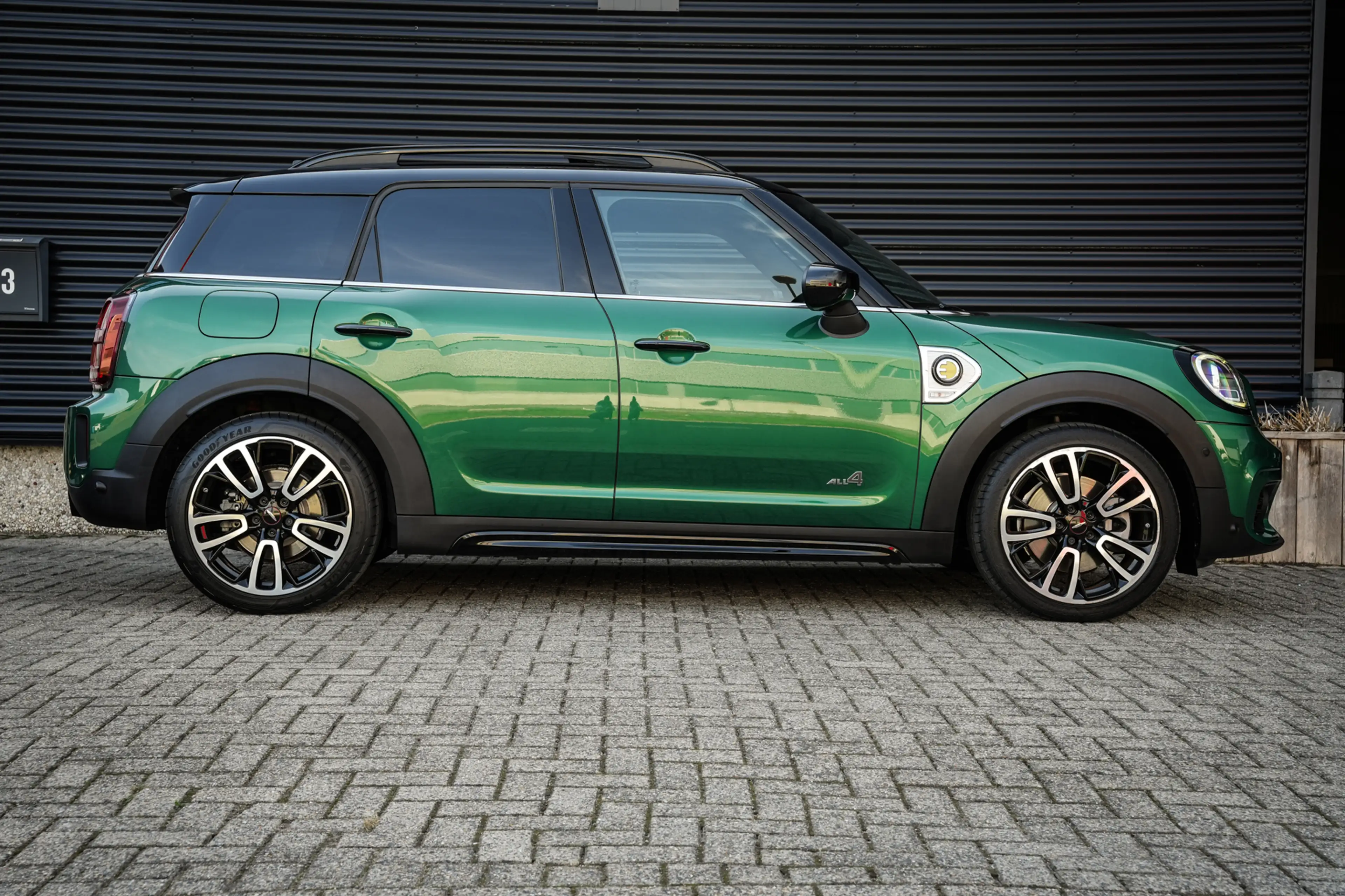 MINI Cooper SE Countryman 1.5 ALL4 John Cooper Works | ACC | CarPlay | Panor — photo 18
