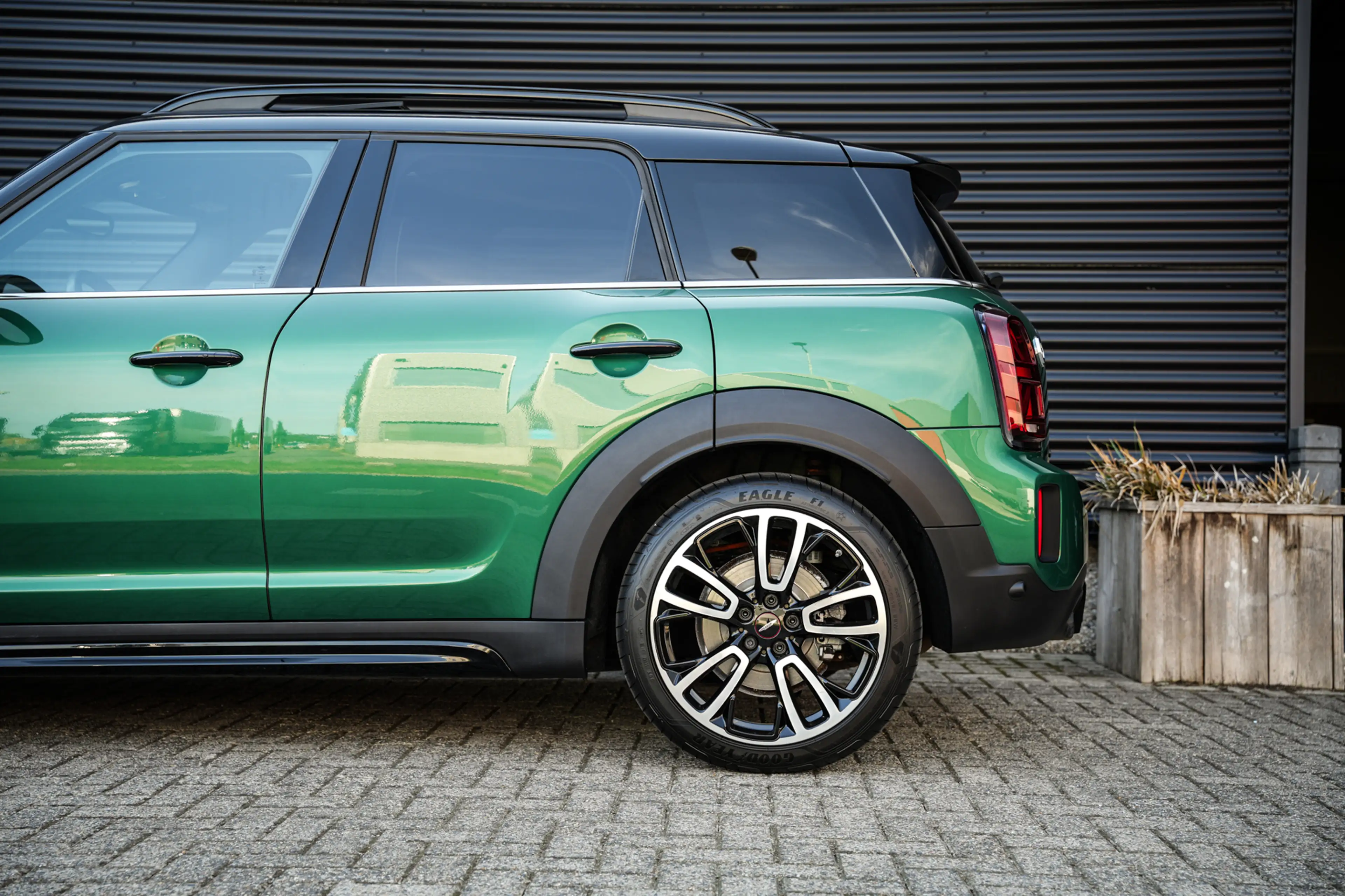 MINI Cooper SE Countryman 1.5 ALL4 John Cooper Works | ACC | CarPlay | Panor — photo 17