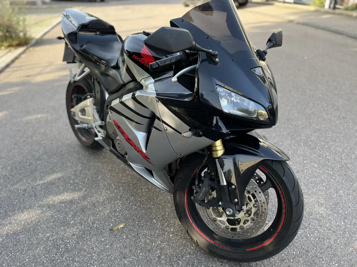 Honda CBR 600 Noir - 2